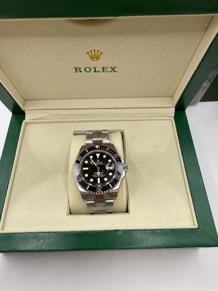 Rolex Submariner Date