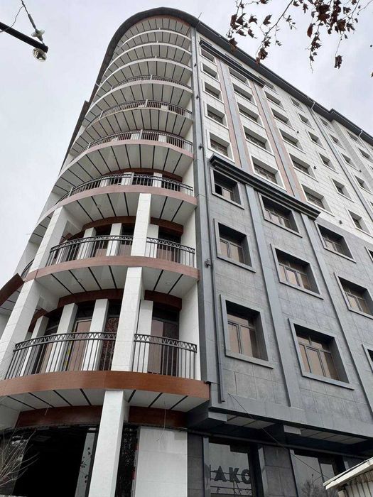 736 Продаётся квартира коробка 88кв, 2-этаж, ориентир: Обл-Гаи