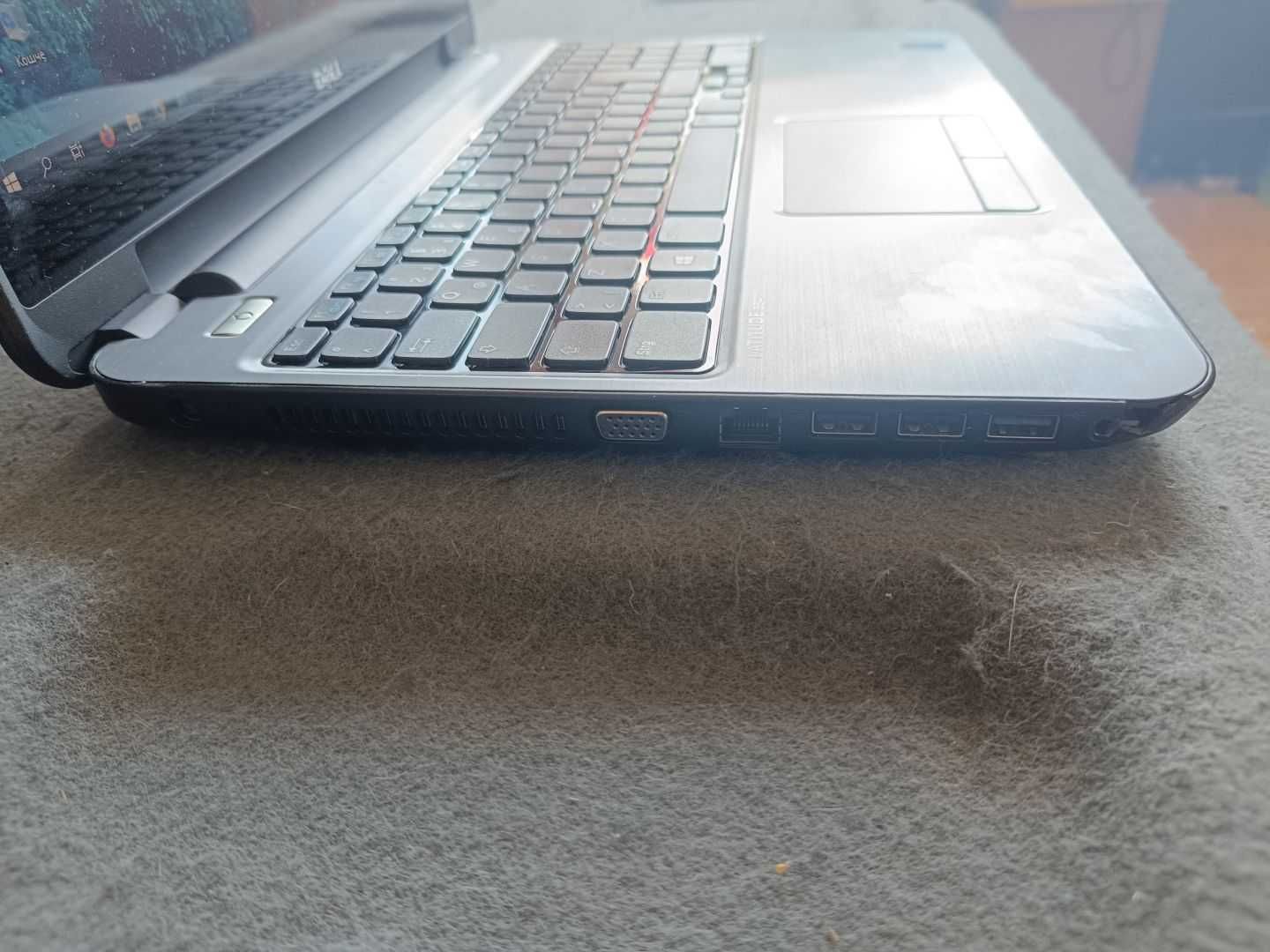 Продавам бърз лаптоп за офис, Dell Latitude 3540, Intel Core i5