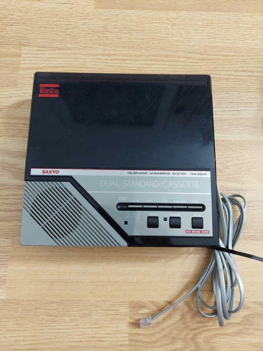 Robot telefon SANYO TAS 320G Robot telefonic cu casete