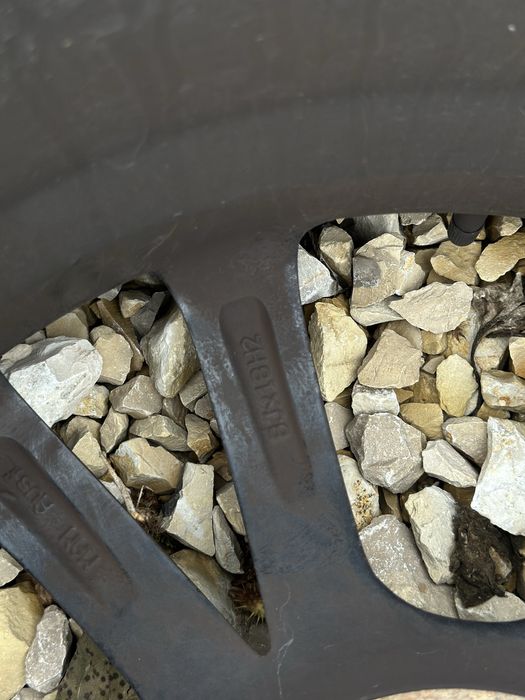 Audi 18 5x112 8J ET45 с летни гуми