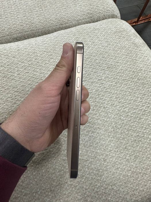 I phone 16 pro max Desert