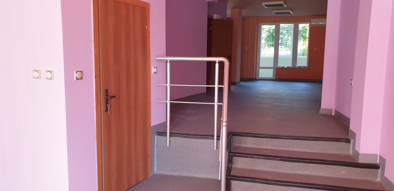 Дава се под наем Магазин в Плевен, Идеален център - 135 кв.м за 612 € - Снимка #10
