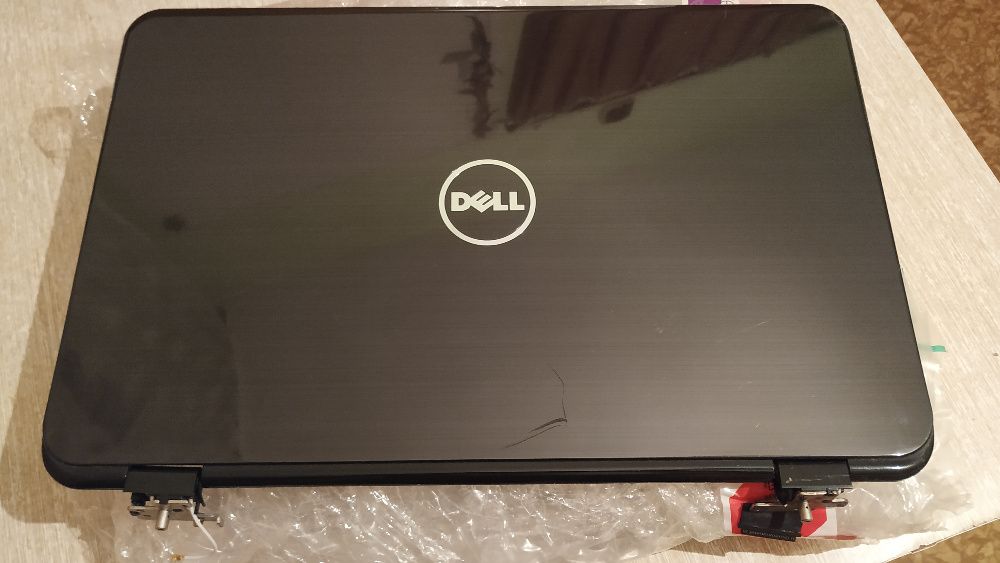 Dell Inspiron - матрица, панел, камера, панти, пластмаса