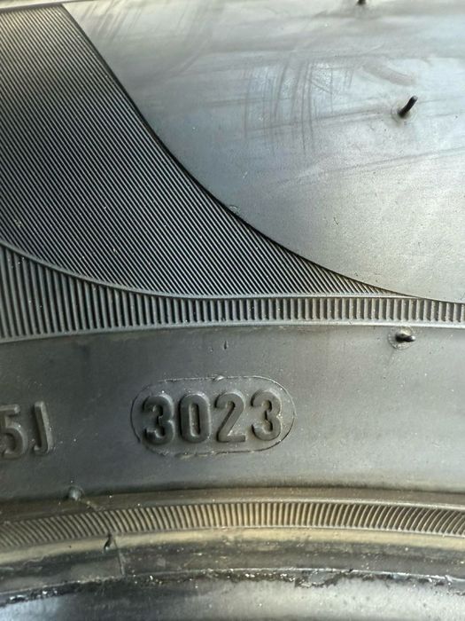 275/50/21 Pirelli 4 бр 2023