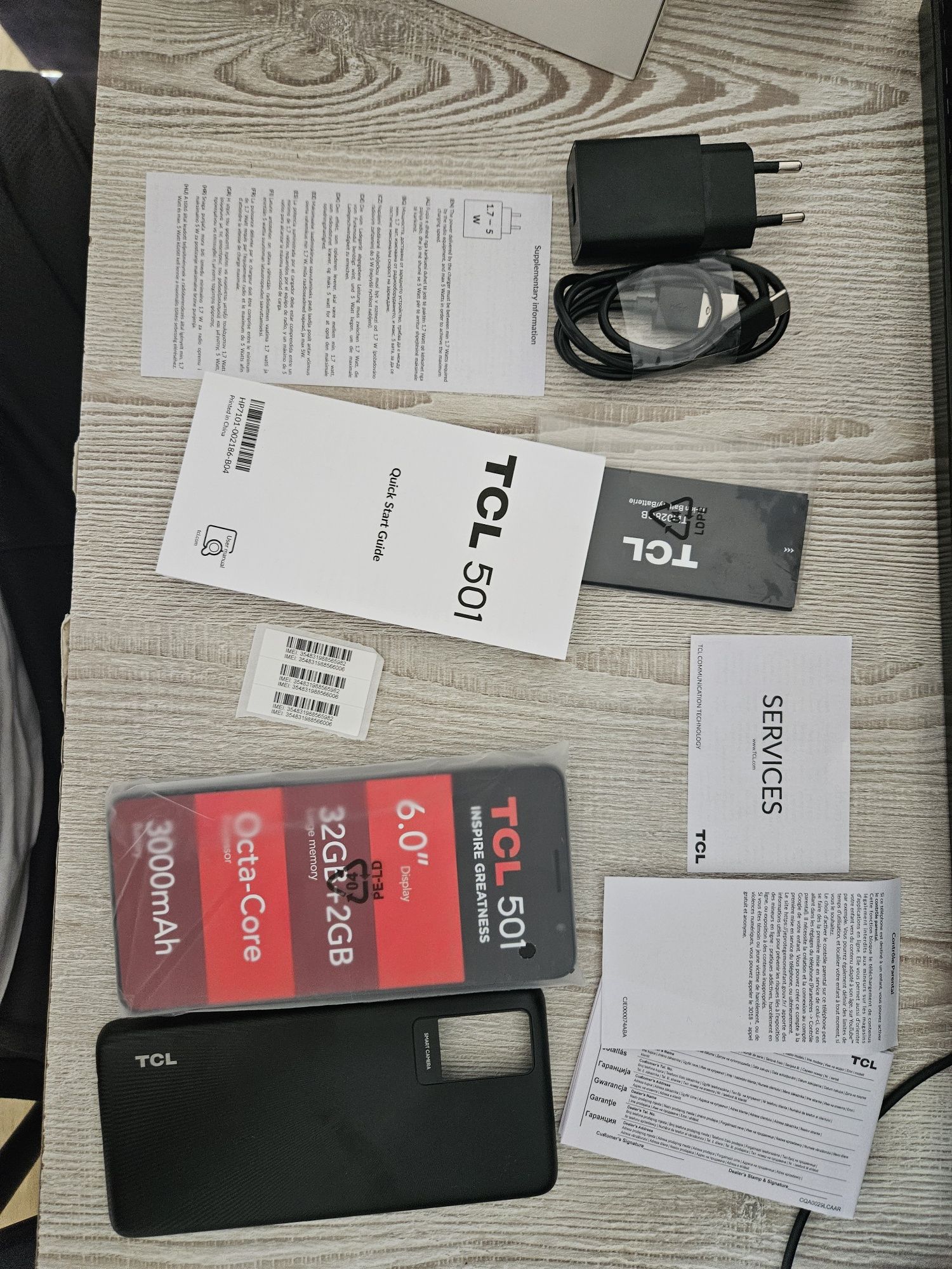 Telefon TCL 501 noi