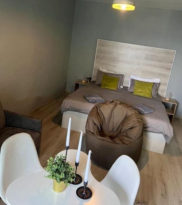 Дава се под наем Тристаен апартамент в София, Витоша - 82 кв.м за 650 € - Снимка #2