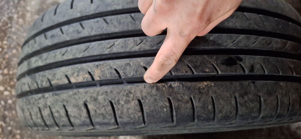 Шины 185/65/15R Triangle×2 195/60/15R Bars×2
