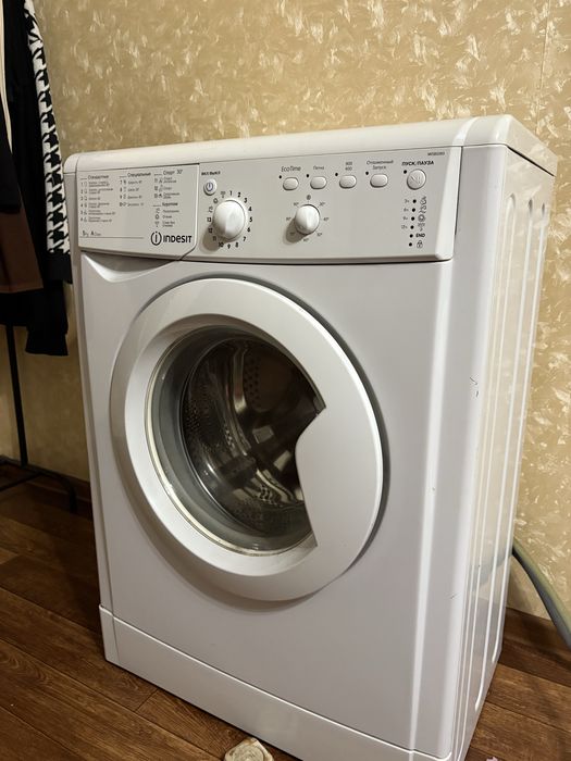 Стиральная машина Indesit 5 кг