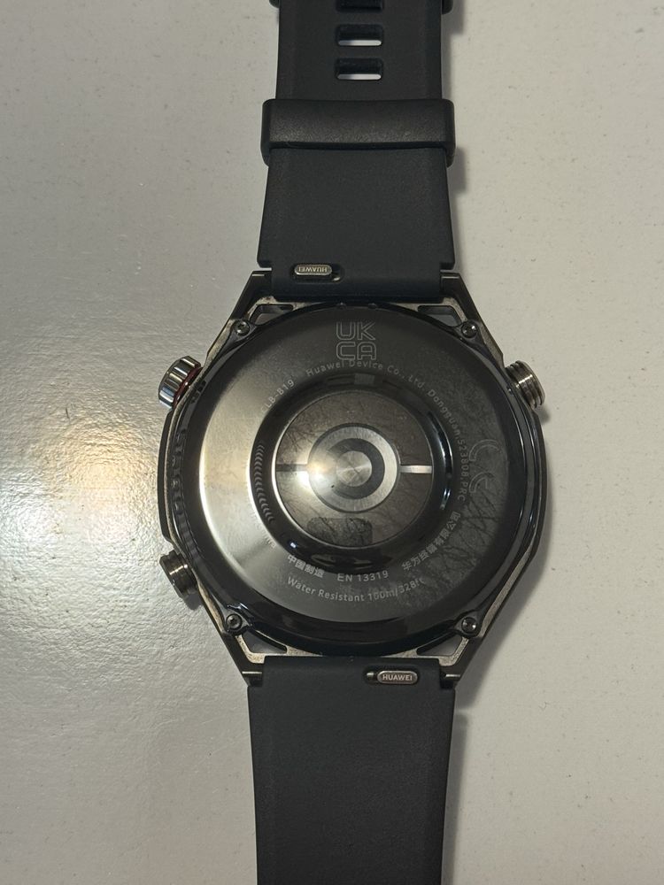 Huawei Watch Ultimate Black – Като Нов!