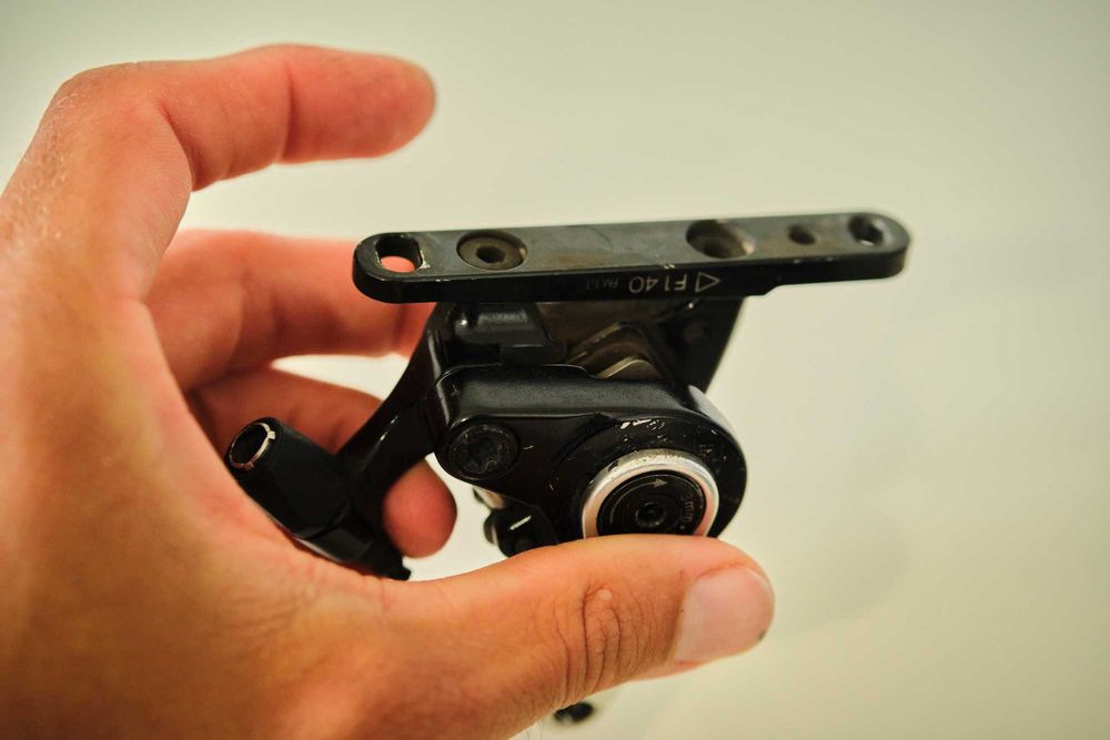 Frâne pe disc mecanice de șosea TRP Spyre, flatmount si postmount