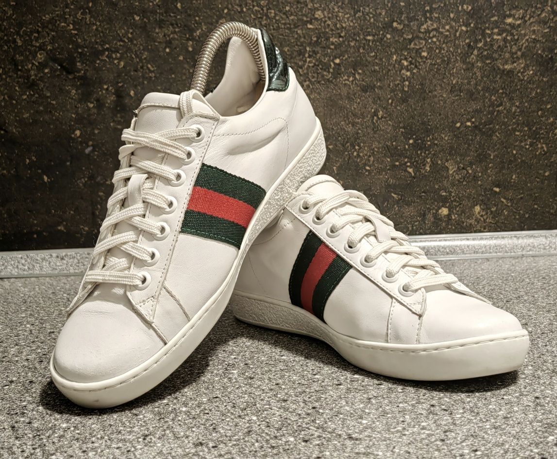 Adidasi / sneakers Gucci mar. 37