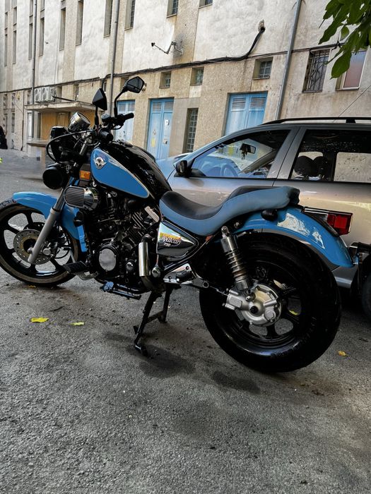 Kawasaki VN750 BLUE