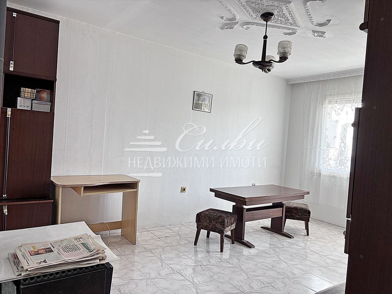 Продава се Двустаен апартамент в Шумен, 5-ти полк - 61 кв.м за 1463 €/кв.м - Снимка #1