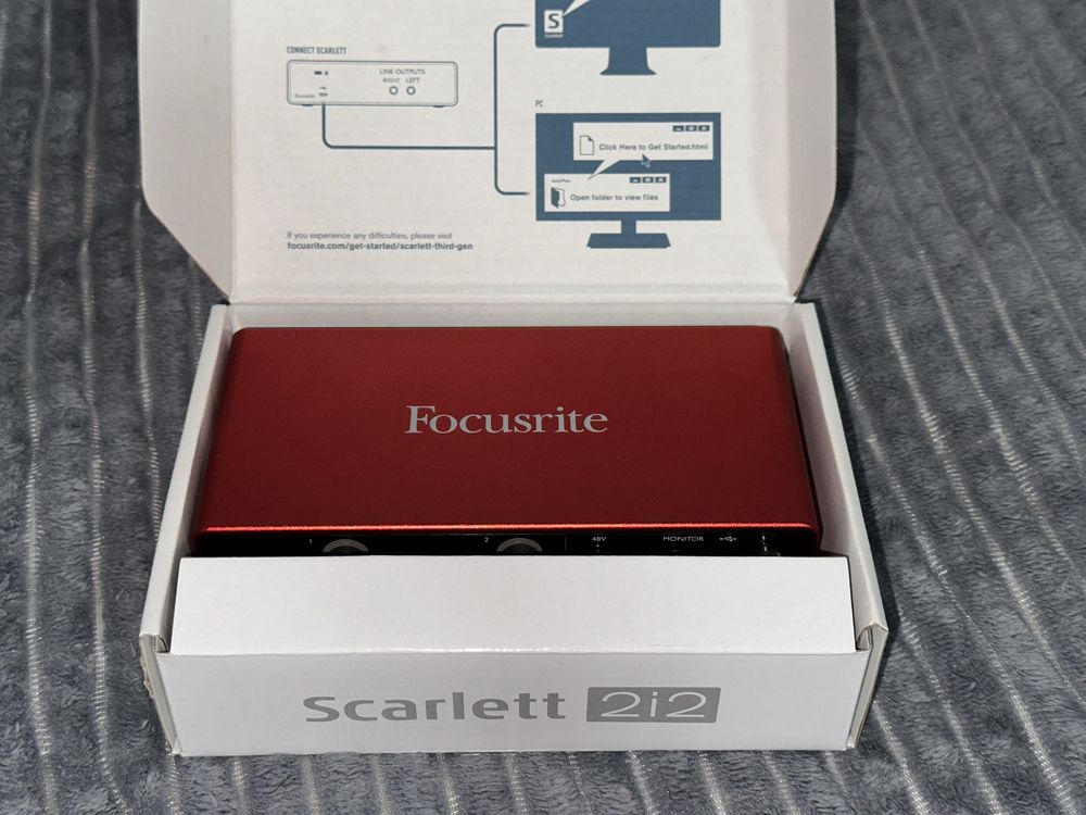 Звуковая карта Focusrite Scarlett 2i2 3gen