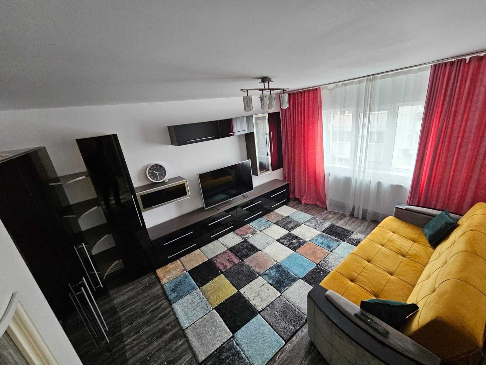 Propietar -Vand apartament 3 camere decomandat Centru -Scoala 24