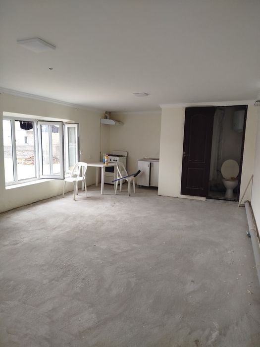 1 xona ijara yosh oilaga.