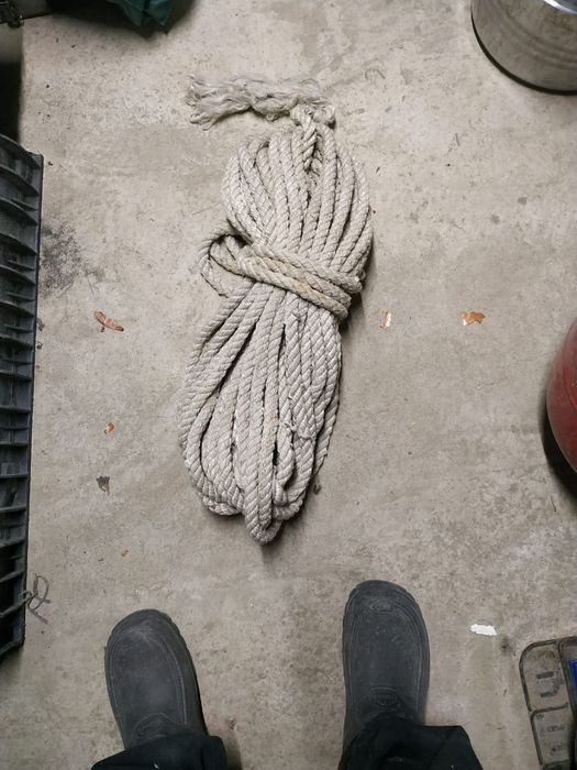 Веревка сельскохозяйственная.
