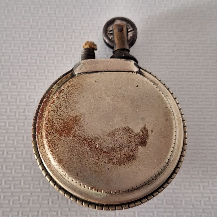 Bricheta de transee frumos decorata