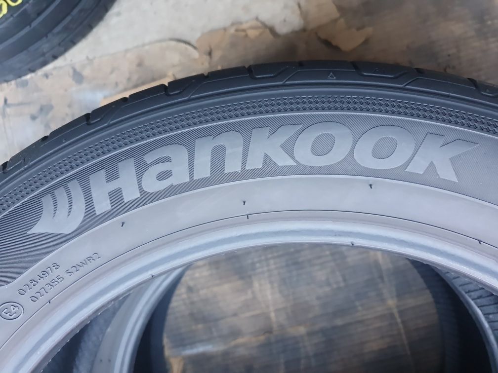 2 Anvelope Hankook 215 55 R17 Vară Stare Perfectă DOT5018