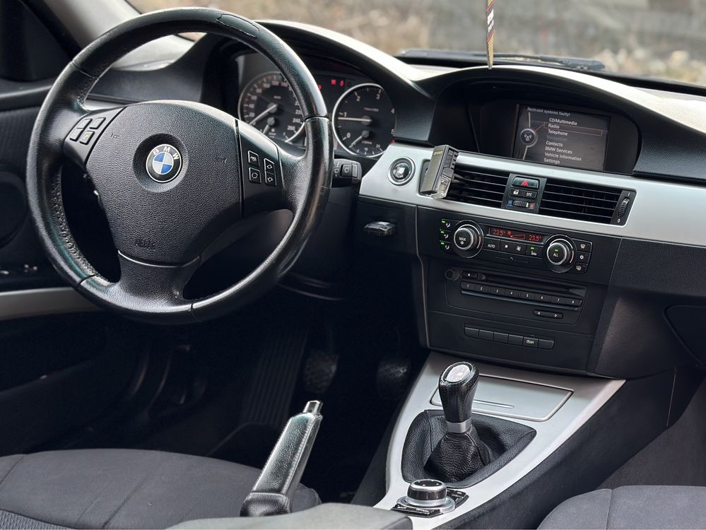 BMW seria 3 2.0d *FACELIFT*