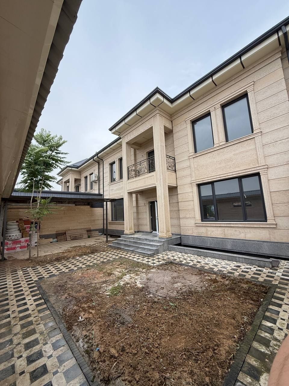 Продается Евро Каробка на Sayram Village