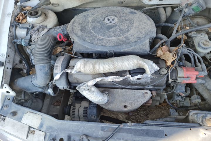 Capota motor Volkswagen VW Polo a 3-a generatie 6N