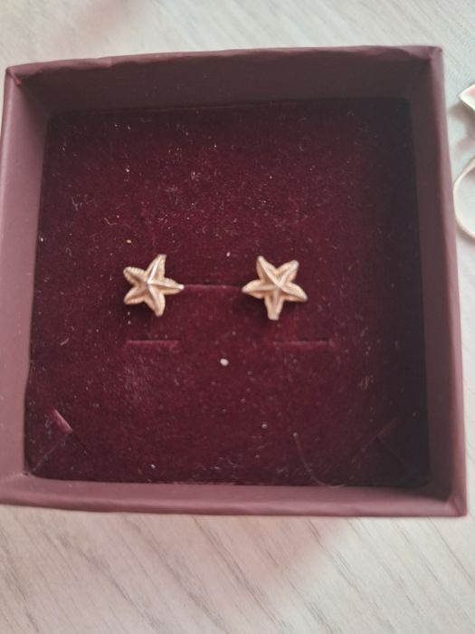 Vând bijuterii din argint