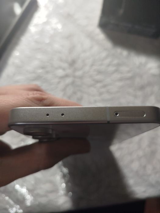 Samsung s24fe 256
