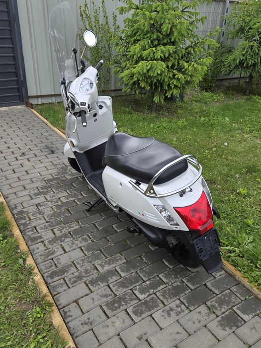 Scuter Kymco Like 49 cm³ – Fără permis! – Iași