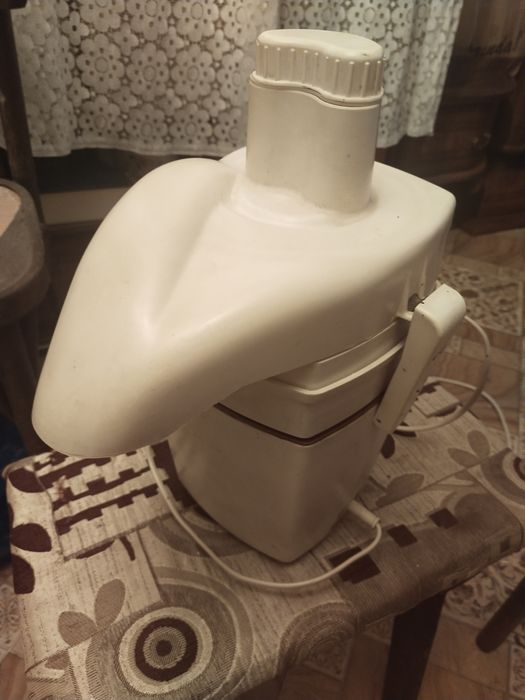 Продам соковыжималка СССР