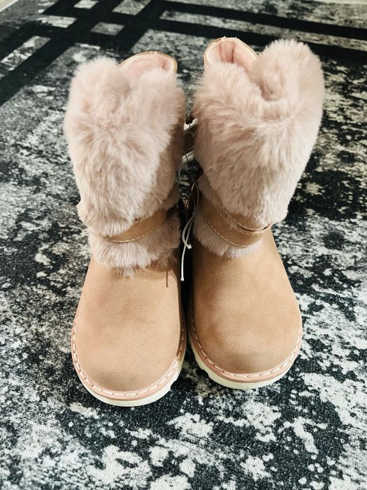 Новая демисезонная детсткая обувь Waikiki с этикеткой , размер 22