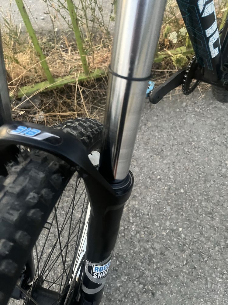 Вилка за велосипед rock shox domain