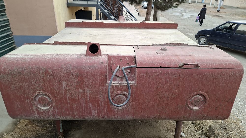 Yomkost sotiladi 8 tonna