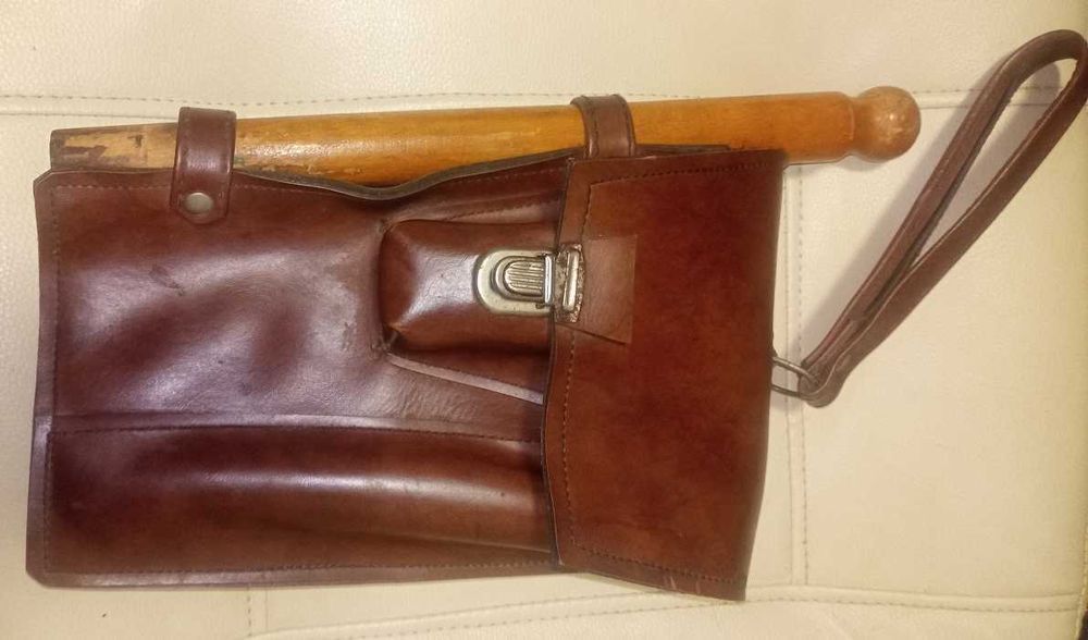 Trusa Vintage Camping , Cazma , Topor , Fierastrau  ,portabila