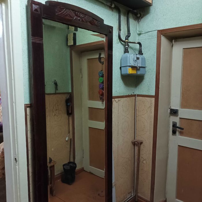 Зеркало напольное антикварное,  2,2 *0,9метра. Подставка для  доски