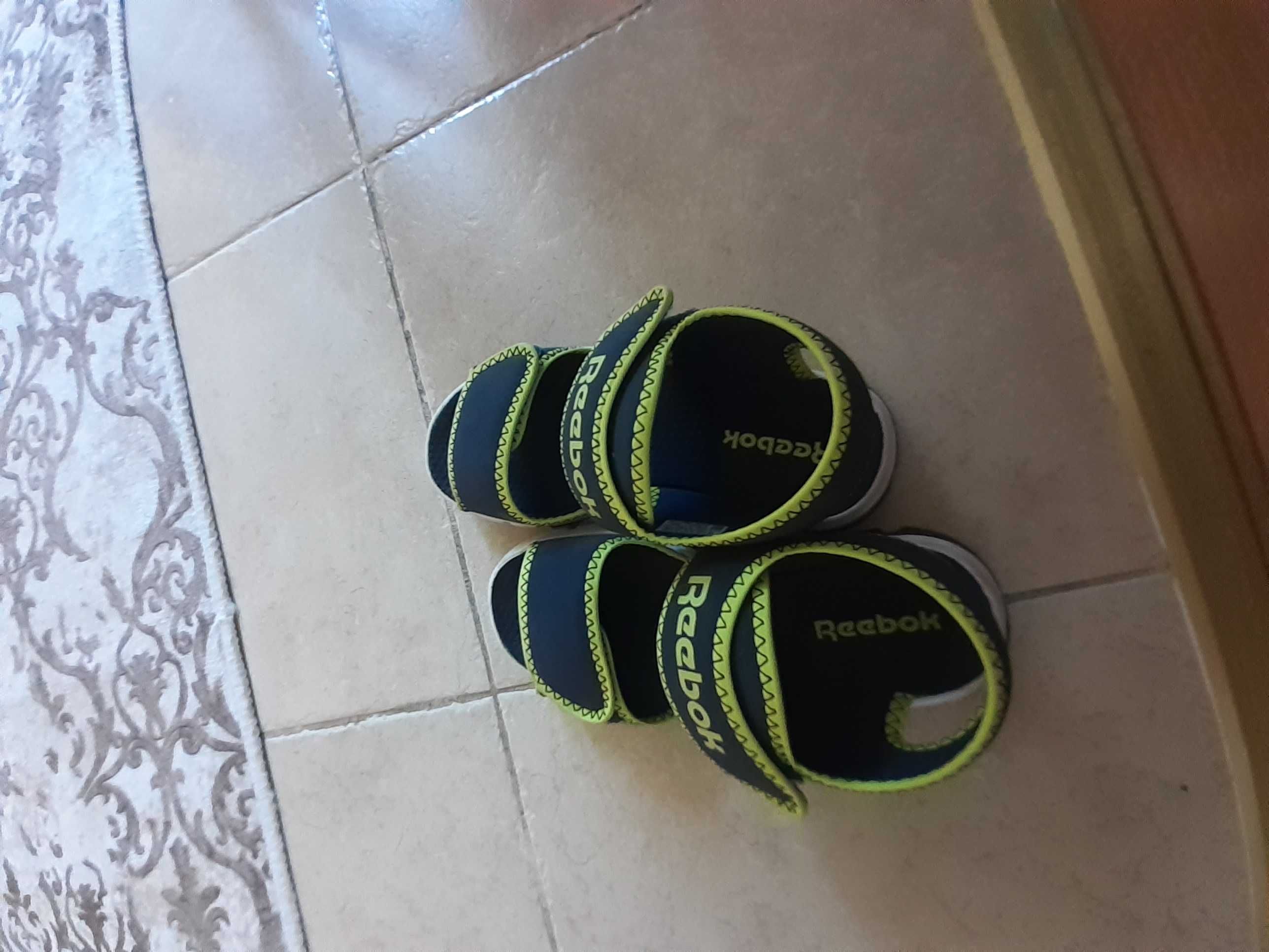 Детски сандали Reebok