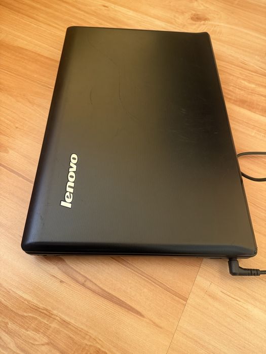 Лаптоп Lenovo G570 i3-2350M /8GB RAM/240GB SSD