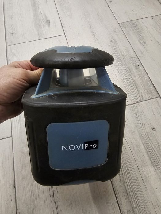 Ротационен лазерен нивелир