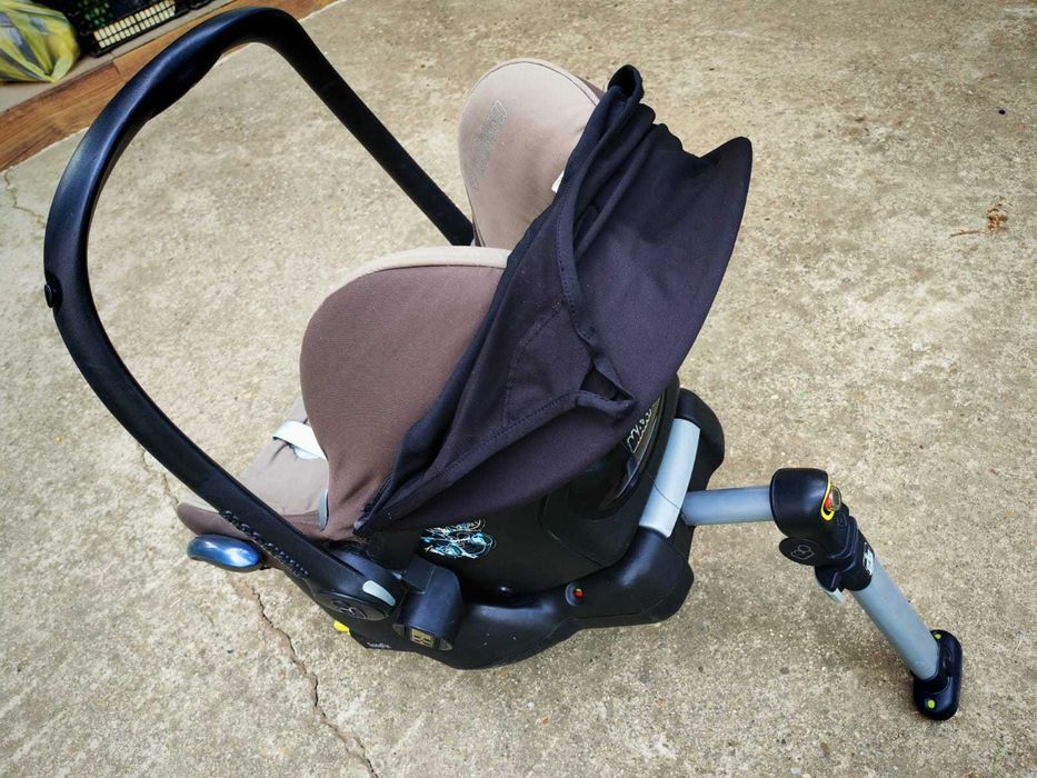 Scoica auto cu baza isofix, Maxi Cosi