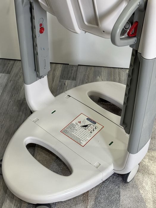 Peg perego стульчик
