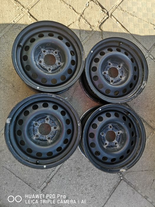 Продавам 10 броя Алуминиеви джанти за БМВ 5 x120 15 цола 6,5 J* ЕТ 18