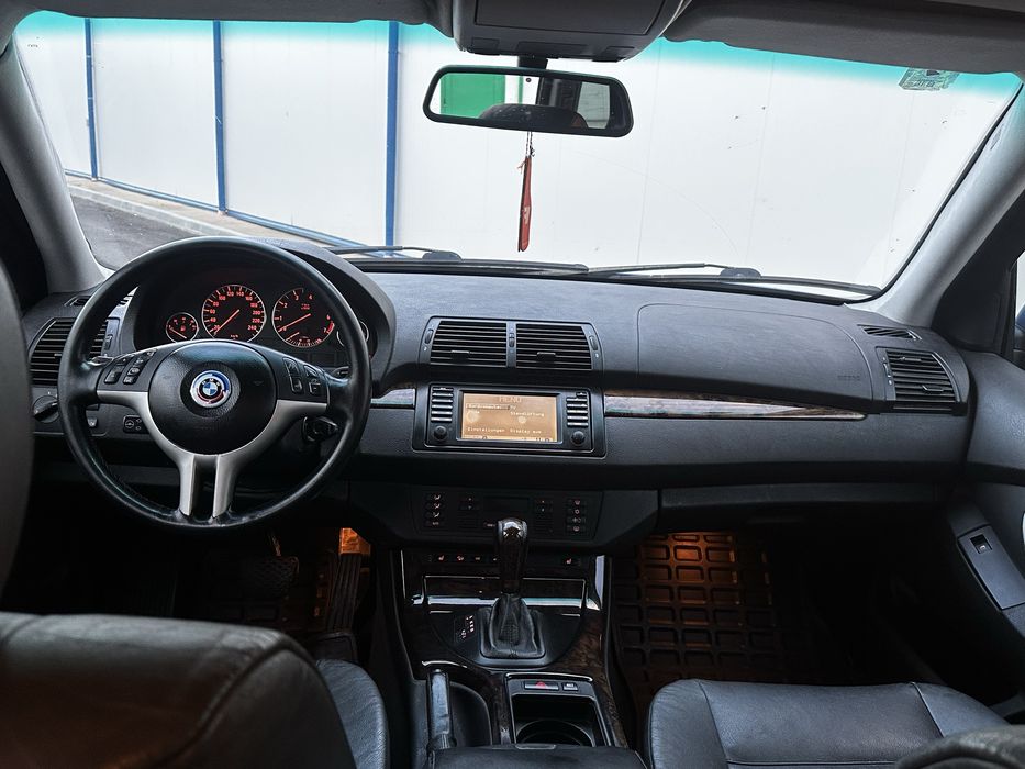 BMW E53 3.0 Бензин 231 к.с 218000км реални 2002г