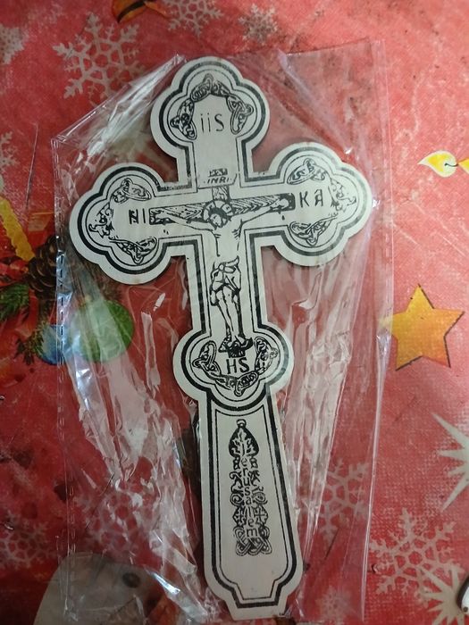 Cruce din lemn super frumoasă