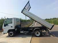 Isuzu NPR 35.13 basculabil anul 2006 Italia