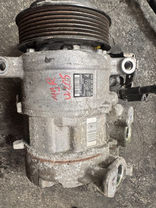 Compresor clima mercedes w205  1,6cdi r9m a0008308700