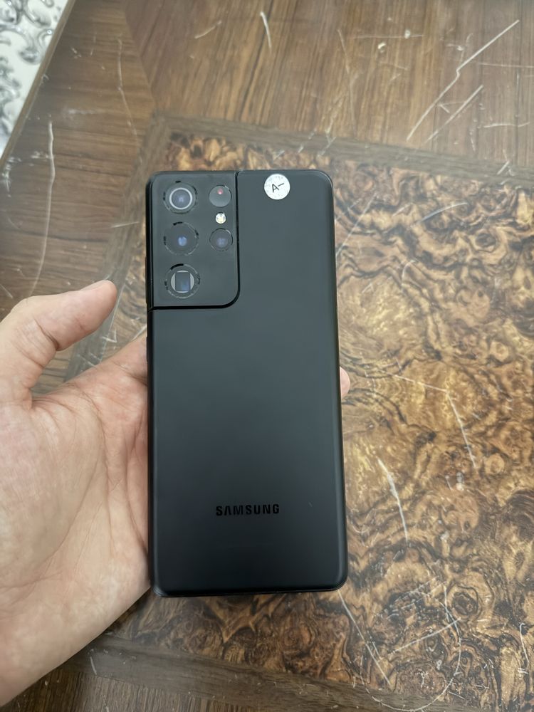 Samsung galaxy s21 ultra v xoroshem sostoyanii