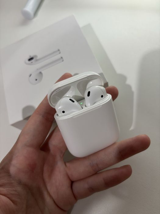 Продам Airpods 2 оригинал