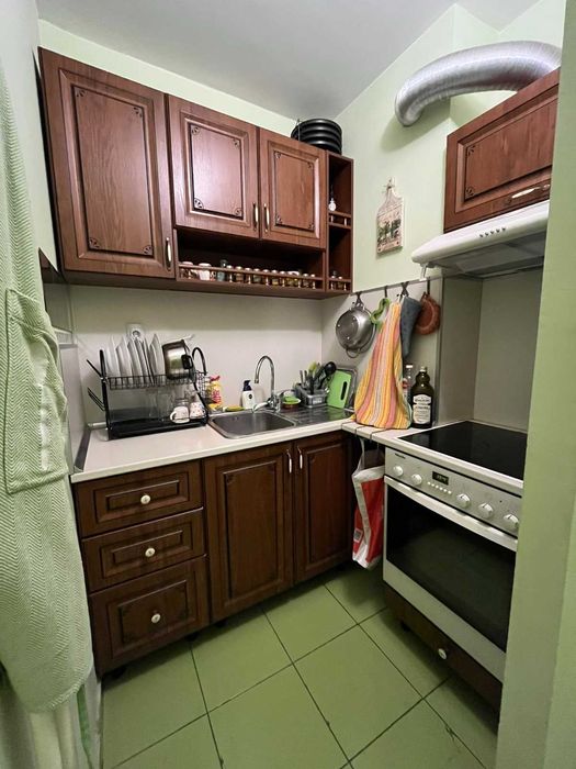 просторен тристаен апартамент