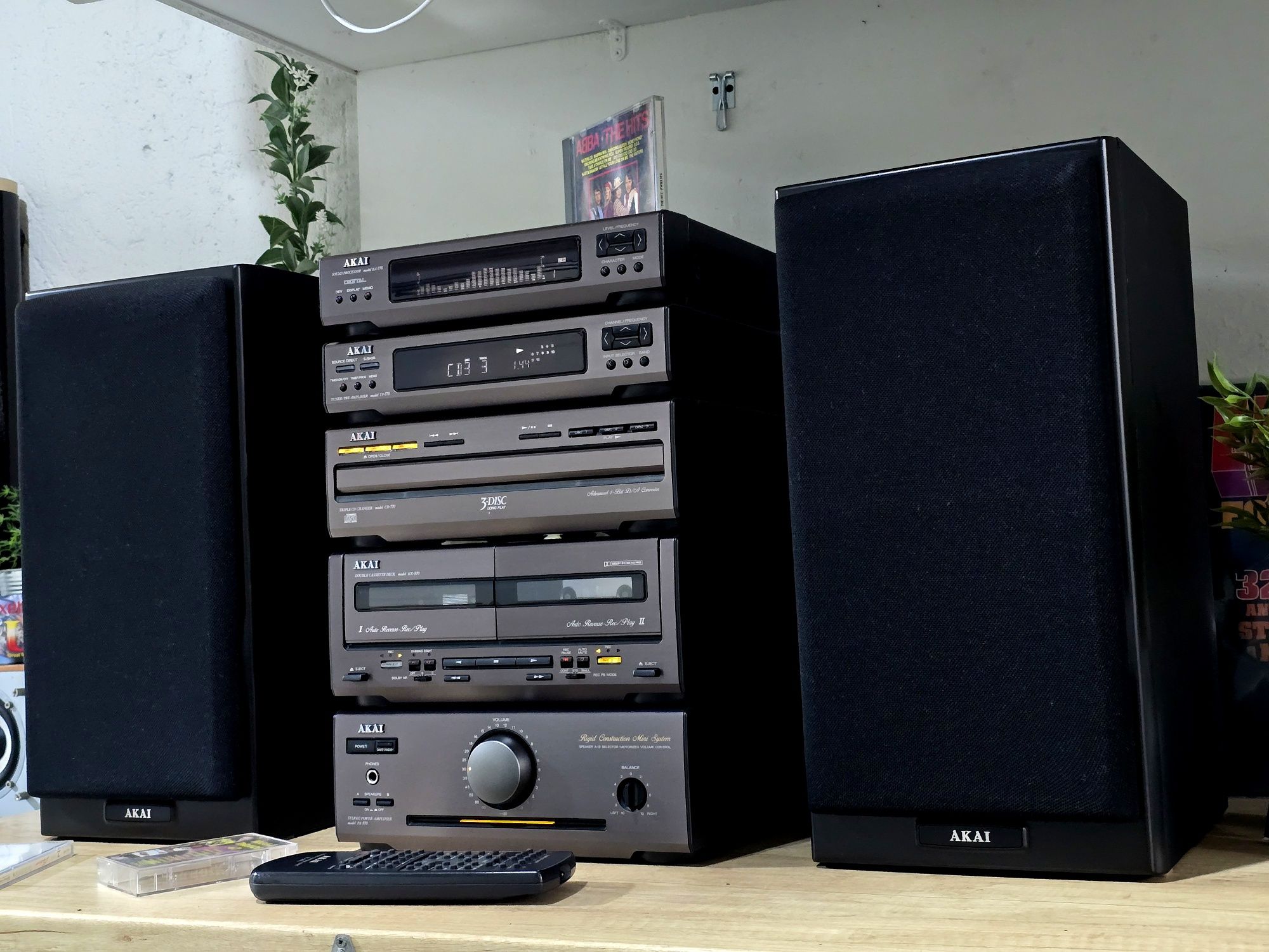 Linie audio AKAI pa-970, amplificator, procesor, pre, boxe, deck tuner
